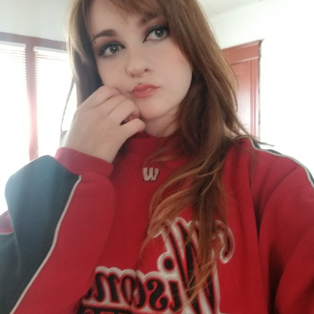Meet your Posher, Sierra